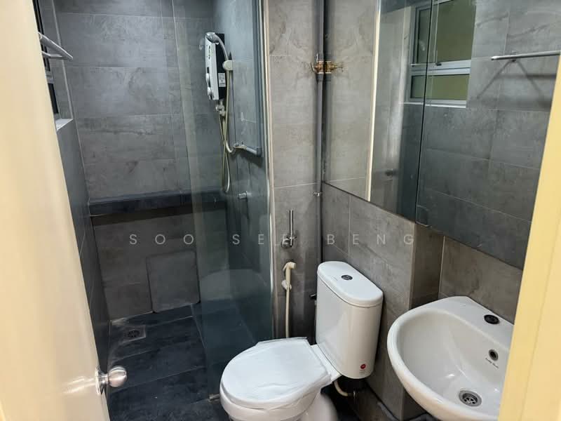 Kondominium untuk Disewa di Perdana Emerald - Soo See Beng - Bathroom - PropertyGuru.com.my