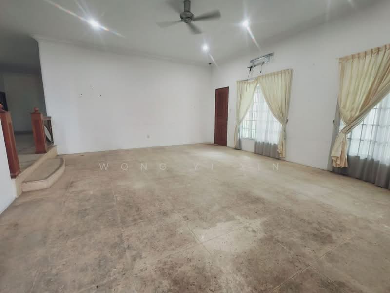 Rumah Banglo untuk Dijual di Kampung Mohd Amin (Johor Bahru) - Wong Yi Xin - Living Room - PropertyGuru.com.my