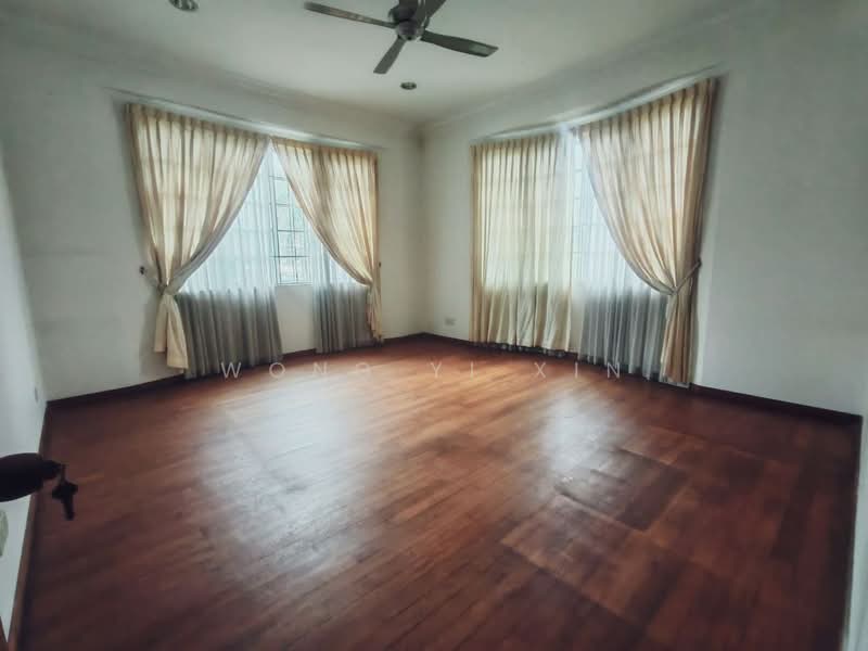 Rumah Banglo untuk Dijual di Kampung Mohd Amin (Johor Bahru) - Wong Yi Xin - Living Room - PropertyGuru.com.my