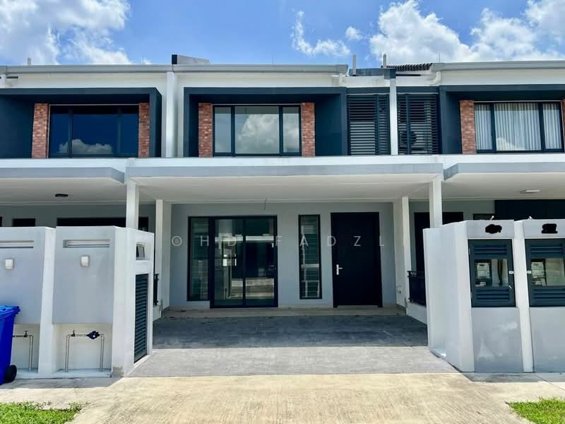 Taman Ilham, 2-Storey Terrace @ Banting, Selangor