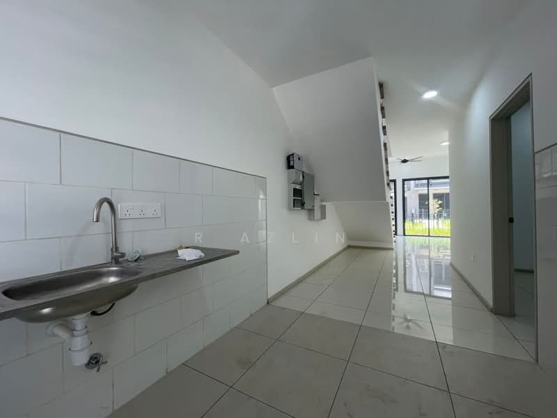 Rumah Teres untuk Disewa di Shah Alam (Selangor) - R Azlin - PropertyGuru.com.my