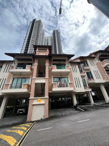 Rumah Teres 3 Tingkat untuk Dijual di Tanjung Bungah (Penang) - Bryan Teng - Exterior - PropertyGuru.com.my