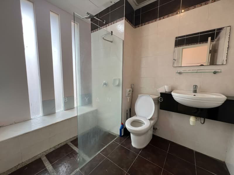 Rumah Teres 3 Tingkat untuk Dijual di Tanjung Bungah (Penang) - Bryan Teng - Bathroom - PropertyGuru.com.my