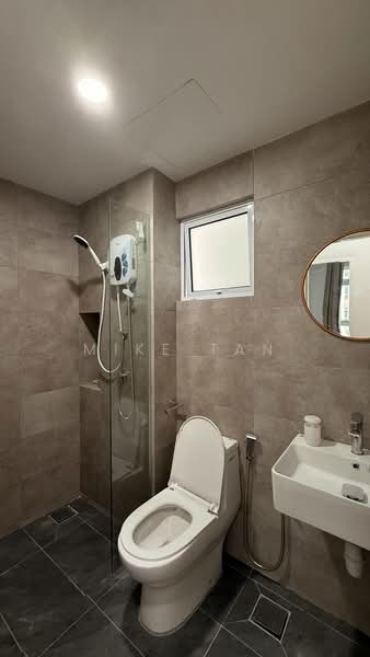 Servis Apartment untuk Disewa di Mesahill - Mike Tan - Bathroom - PropertyGuru.com.my