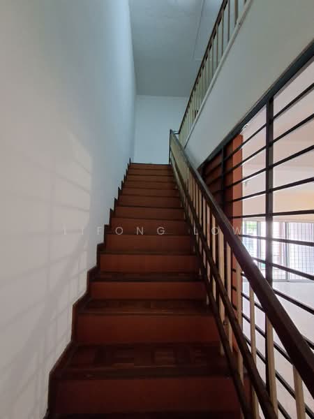 2-storey Terraced House for Sale in Taman Megah (Petaling Jaya) - LiFong Low - stair leading to 1st floor - PropertyGuru.com.my