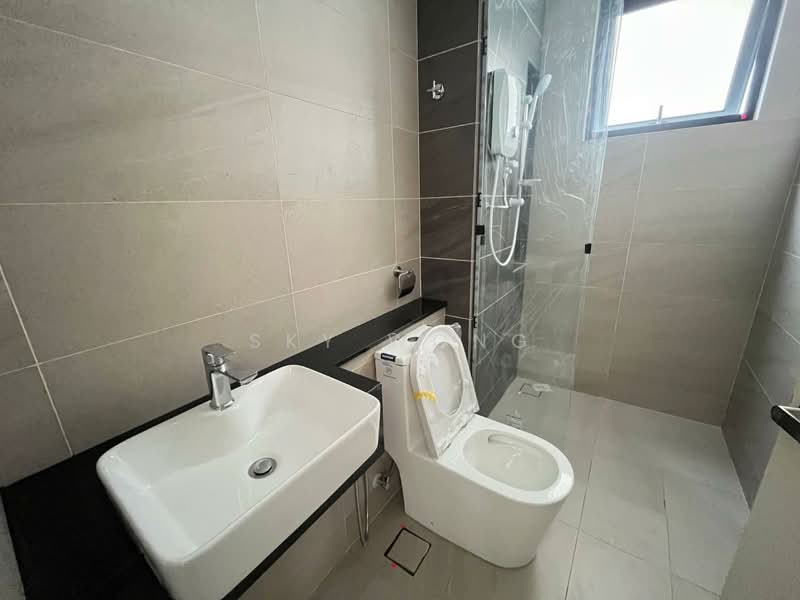 Service Residence for Rent at 2Rio Residence @ Bandar Puteri Puchong - Sky Wong - Bathroom - PropertyGuru.com.my