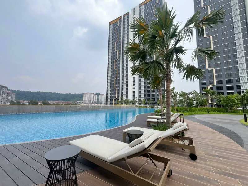 Service Residence for Rent at 2Rio Residence @ Bandar Puteri Puchong - Sky Wong - Pool - PropertyGuru.com.my