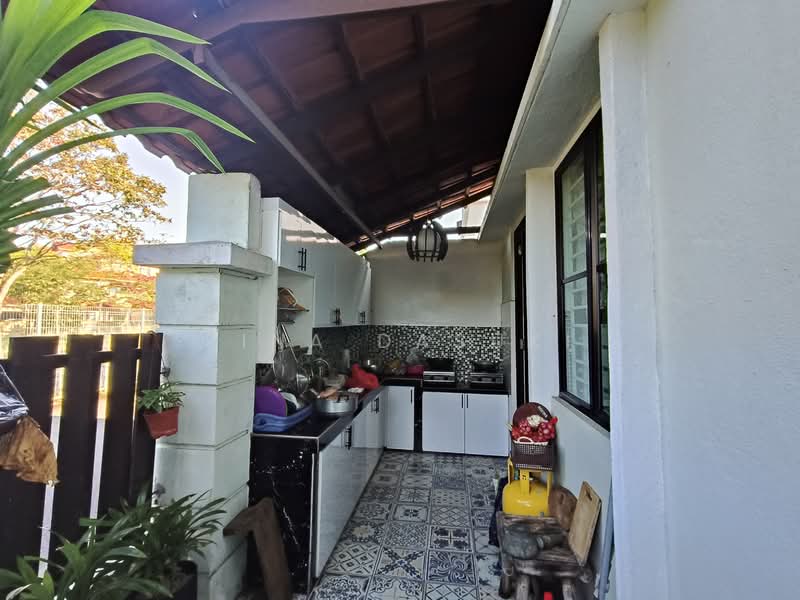 2-storey Terraced House for Sale in Alam Impian (Shah Alam) - Rina Dasuki - Kitchen - PropertyGuru.com.my