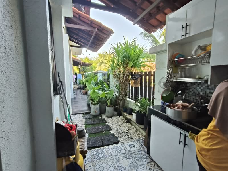 2-storey Terraced House for Sale in Alam Impian (Shah Alam) - Rina Dasuki - Kitchen - PropertyGuru.com.my