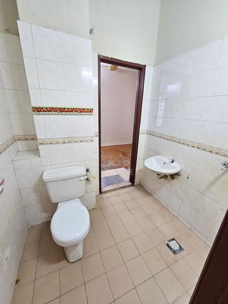 Rumah Teres 3-Tingkat untuk Dijual di Batu 9 (Cheras) - Francis Thee - PropertyGuru.com.my