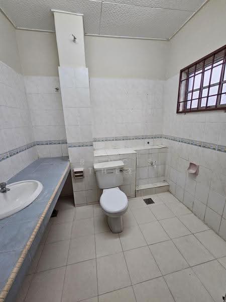 Rumah Teres 3-Tingkat untuk Dijual di Batu 9 (Cheras) - Francis Thee - PropertyGuru.com.my