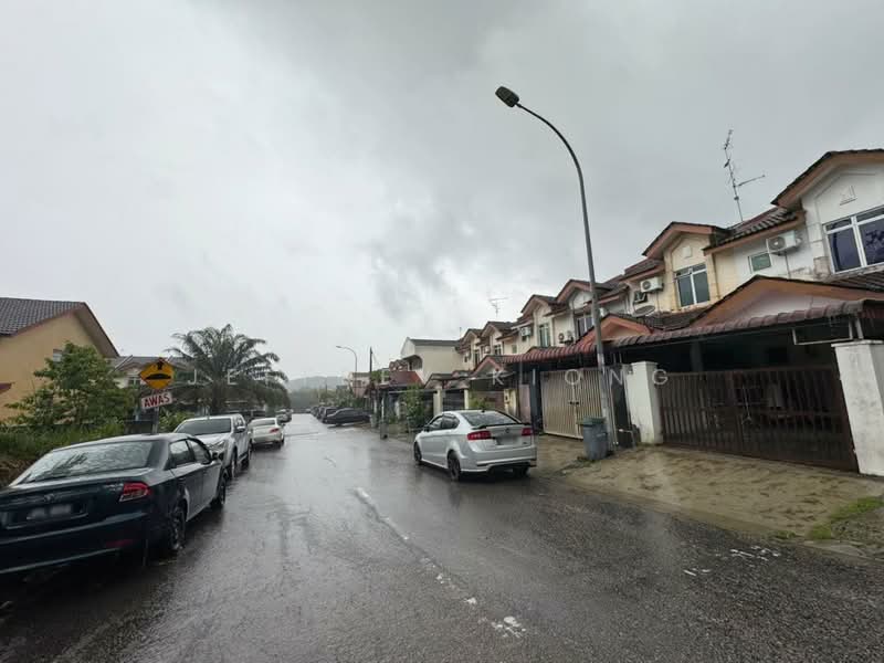 2-storey Terraced House for Sale in Taman Bestari Indah (Ulu Tiram) - Jeffrey Kiong - Exterior - PropertyGuru.com.my