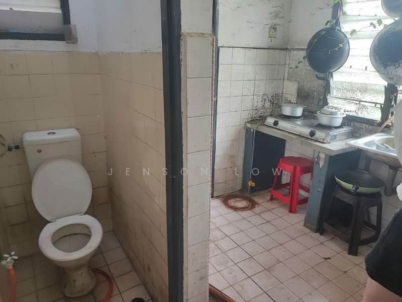 Rumah Teres 1 Tingkat untuk Dijual di Ipoh (Perak) - Jenson Low - Bathroom - PropertyGuru.com.my