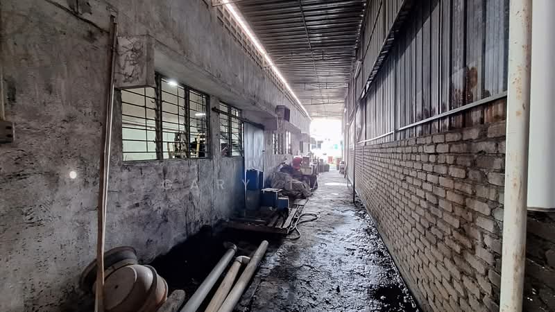 Factory for Sale in Kawasan Perindustrian Pengkalan (Lahat) - Gary Tang - Corridor - PropertyGuru.com.my