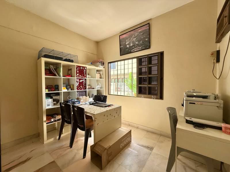 Rumah Berkembar untuk Dijual di Jalan Ipoh (Kuala Lumpur) - Caryn Tan - Study - PropertyGuru.com.my