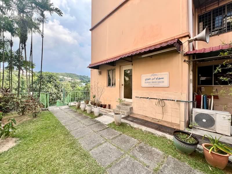 Pangsapuri untuk Dijual di SD Tiara Apartment - Syahrim Naim - Exterior - PropertyGuru.com.my