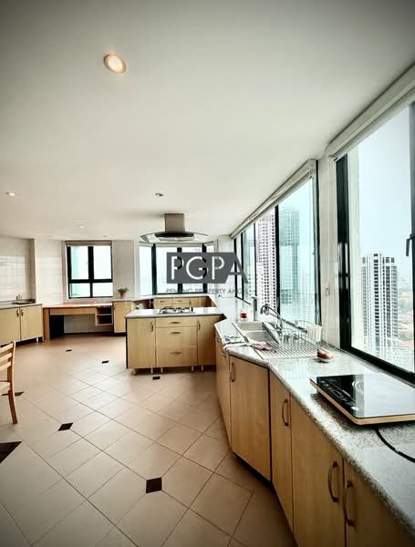 Condominium for Sale at Silverton Condominium - Cheryl Chng - Kitchen - PropertyGuru.com.my