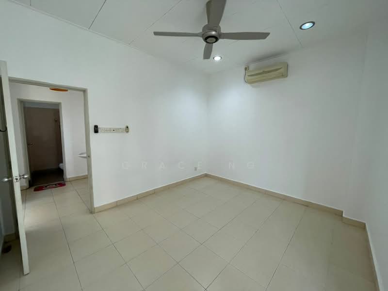 Cluster House for Sale in Kangkar Pulai (Skudai) - Grace Ng - Interior - PropertyGuru.com.my