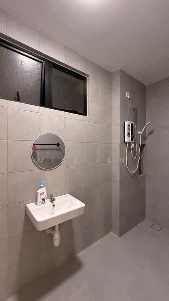 Servis Apartment untuk Disewa di Ara Residence - Mike Tan - Bathroom - PropertyGuru.com.my