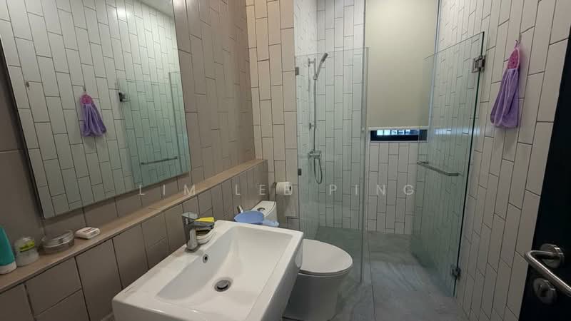Condominium for Sale at PD Residences - Lim Lee Ping - Bathroom - PropertyGuru.com.my