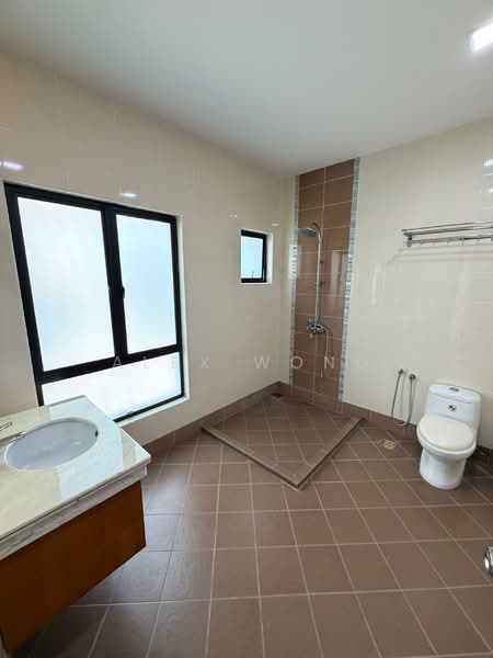 Bungalow for Rent in Taman Ukay Bistari (Melawati) - Alex Wong - Bathroom - PropertyGuru.com.my