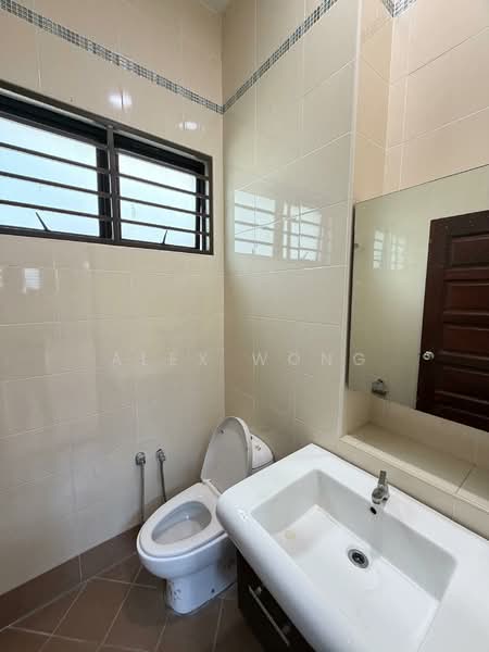 Bungalow for Rent in Taman Ukay Bistari (Melawati) - Alex Wong - Bathroom - PropertyGuru.com.my