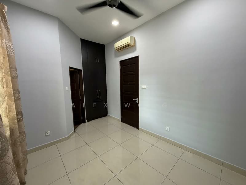 Bungalow for Rent in Taman Ukay Bistari (Melawati) - Alex Wong - Bedroom - PropertyGuru.com.my
