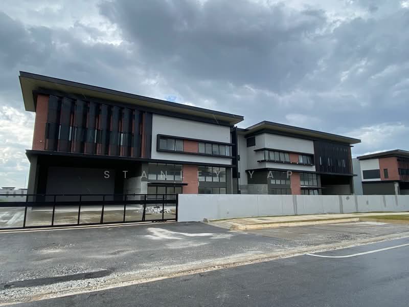 Warehouse for Rent in Sungai Buloh (Selangor) - Stanley Yap - Exterior - PropertyGuru.com.my