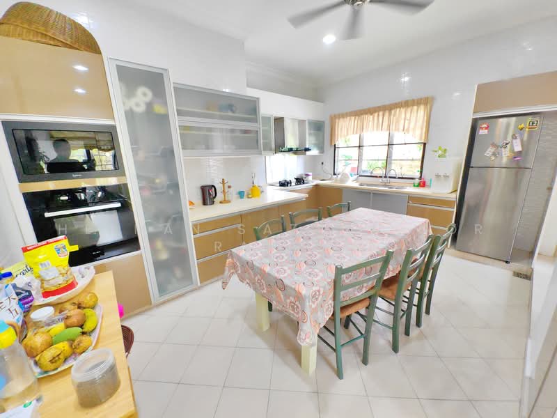 Bungalow for Sale in Bandar Baru Bangi (Selangor) - Herman Sazwan Nor Rahim - Kitchen - PropertyGuru.com.my