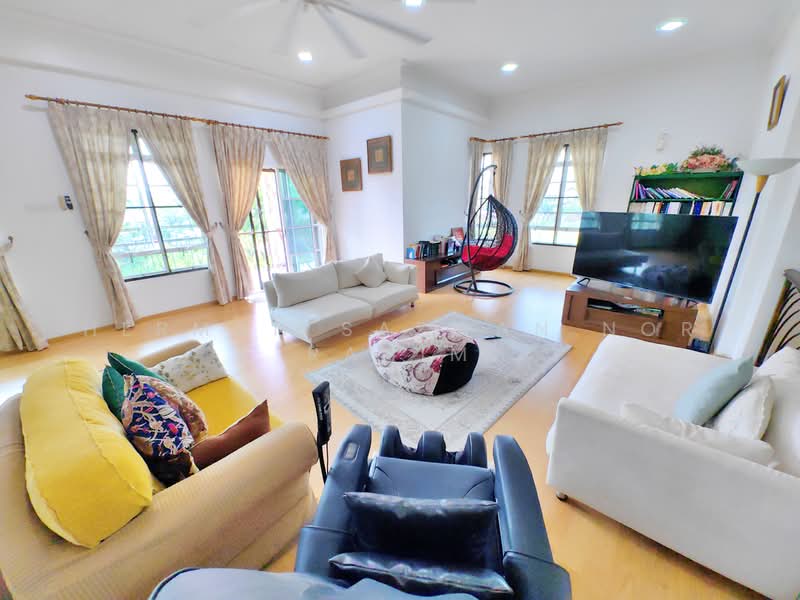 Bungalow for Sale in Bandar Baru Bangi (Selangor) - Herman Sazwan Nor Rahim - Living Room - PropertyGuru.com.my