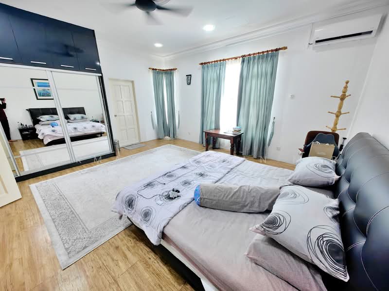 Bungalow for Sale in Bandar Baru Bangi (Selangor) - Herman Sazwan Nor Rahim - Bedroom - PropertyGuru.com.my