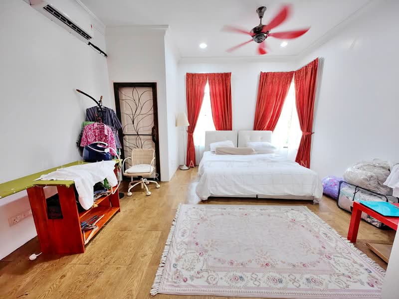 Bungalow for Sale in Bandar Baru Bangi (Selangor) - Herman Sazwan Nor Rahim - Bedroom - PropertyGuru.com.my