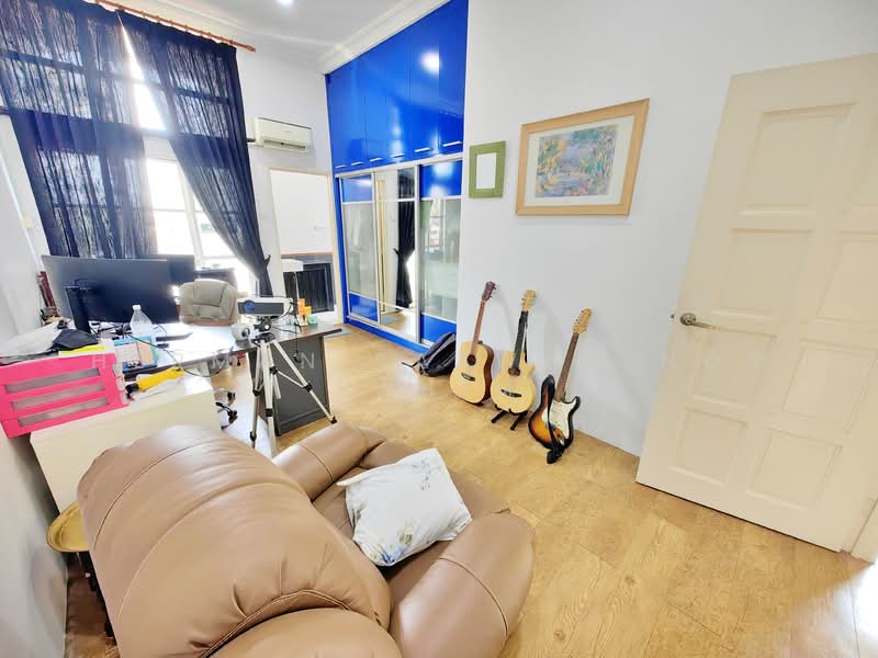 Bungalow for Sale in Bandar Baru Bangi (Selangor) - Herman Sazwan Nor Rahim - Bedroom - PropertyGuru.com.my