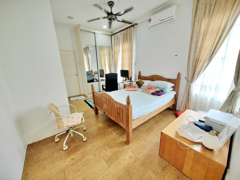 Bungalow for Sale in Bandar Baru Bangi (Selangor) - Herman Sazwan Nor Rahim - Bedroom - PropertyGuru.com.my