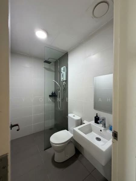 Service Residence for Rent at The Grand @ Kelana Damansara Suite - Yvonne Quah - Bathroom - PropertyGuru.com.my