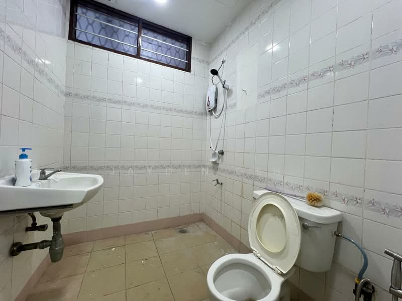 Semi-Detached House for Sale in Alor Setar (Kedah) - Jayden Geh - Bathroom - PropertyGuru.com.my