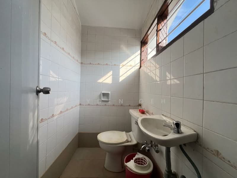 Semi-Detached House for Sale in Alor Setar (Kedah) - Jayden Geh - Bathroom - PropertyGuru.com.my