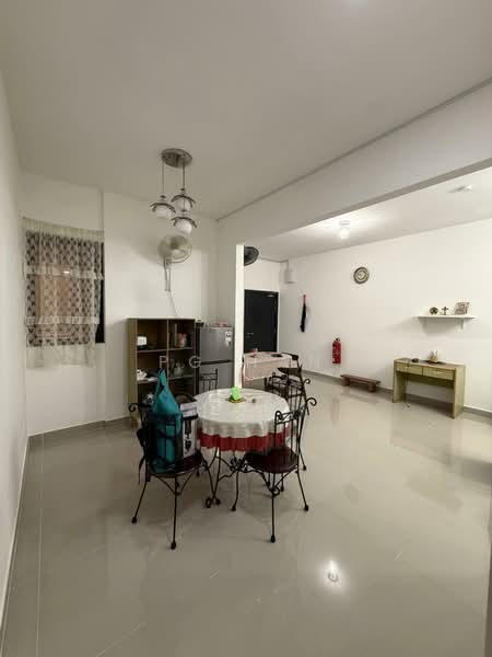 Servis Apartment untuk Disewa di MKH Boulevard II - PG Han - Dining Room - PropertyGuru.com.my