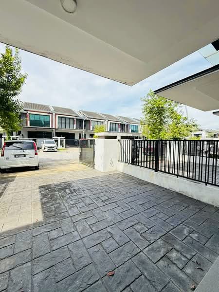 Rumah Teres 2 Tingkat untuk Dijual di Elmina Valley 1 (Shah Alam) - Absyarie Syafiq Shahrin - Exterior - PropertyGuru.com.my