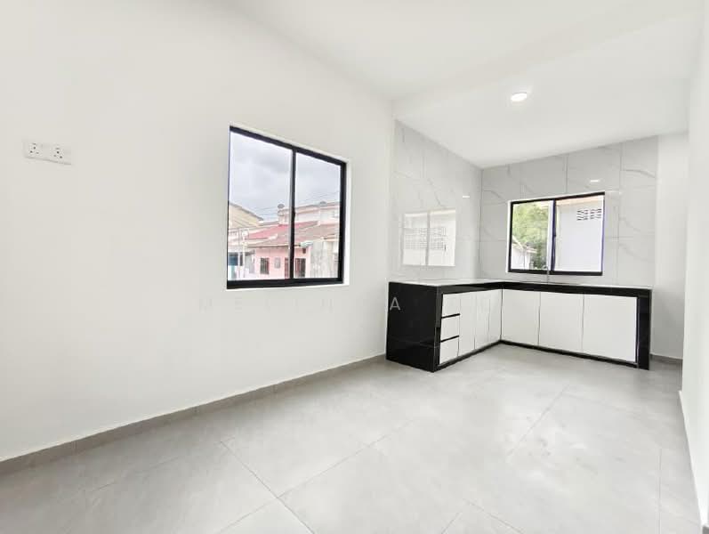 1-storey Terraced House for Sale in Kulai (Johor) - Melinda Ee - Kitchen - PropertyGuru.com.my