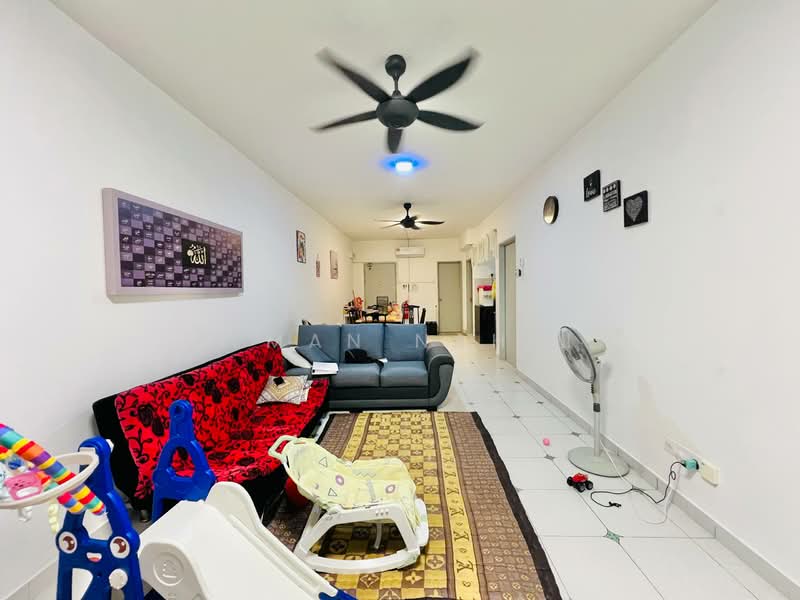 Pangsapuri untuk Dijual di Pangsapuri Seri Utama - Ilman Nahri - Living Room - PropertyGuru.com.my