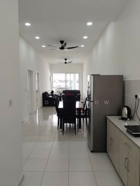 1-storey Terraced House for Rent in Bandar Sri Sendayan (Negeri Sembilan) - Cloie Chow - Living Room - PropertyGuru.com.my