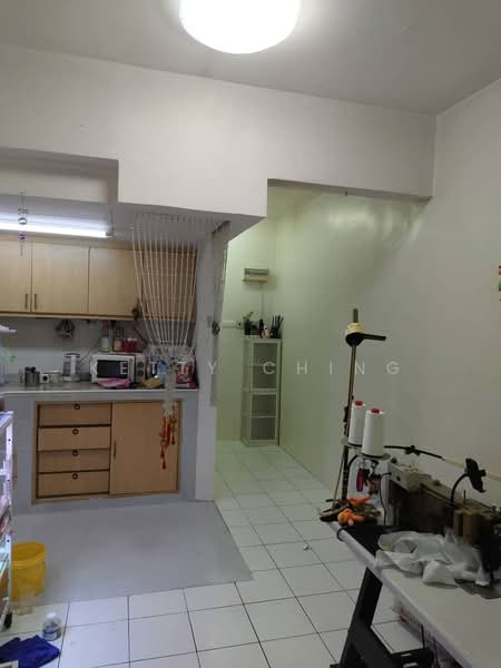 Apartment for Sale at saujana apartment - Ketty Ching - Kitchen - PropertyGuru.com.my