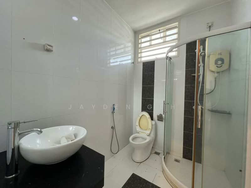 2-storey Terraced House for Sale in Taman Desa Seraya (Pengkalan Kundor) - Jayden Geh - Bathroom - PropertyGuru.com.my