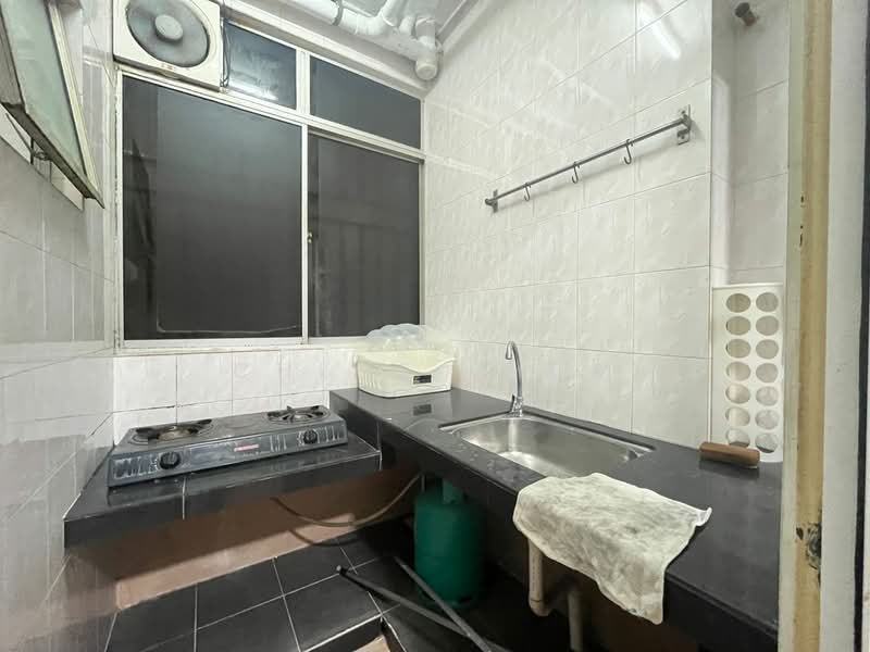 Condominium for Rent at Wangsa Metroview - Chloe Shum - Kitchen - PropertyGuru.com.my