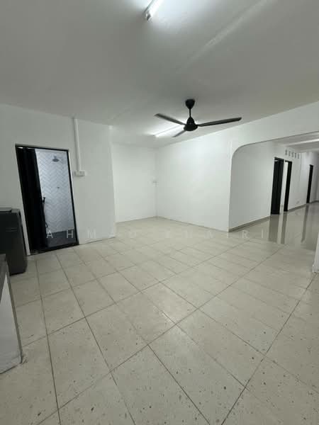 Rumah Teres untuk Disewa di Taman Greenwood (Batu Caves) - Ahmad Khairi - Interior - PropertyGuru.com.my