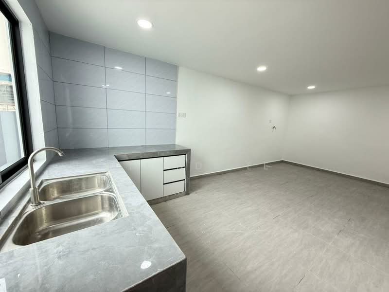 Rumah Berkembar untuk Dijual di Taman Bunga Ros (Tebrau) - Melinda Ee - PropertyGuru.com.my