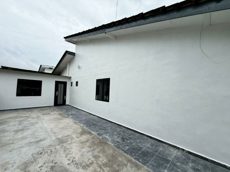 Rumah Berkembar untuk Dijual di Taman Bunga Ros (Tebrau) - Melinda Ee - PropertyGuru.com.my