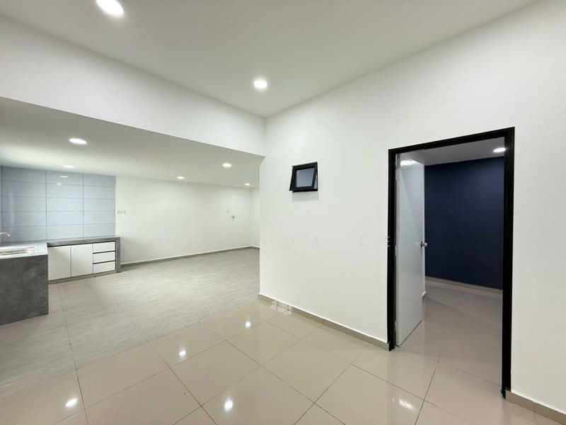 Rumah Berkembar untuk Dijual di Taman Bunga Ros (Tebrau) - Melinda Ee - PropertyGuru.com.my