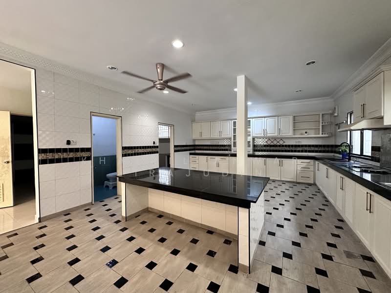 Rumah Berkembar untuk Dijual di Bukit Bandaraya (Shah Alam) - Khairil Anwar Sirajudin - Kitchen - PropertyGuru.com.my